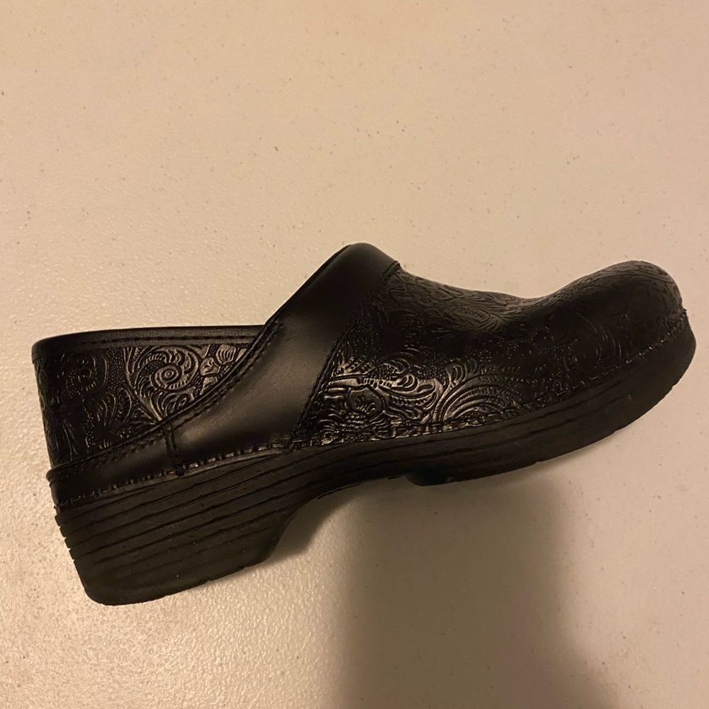 Dansko Pro Xp Professional Clogs - image 7